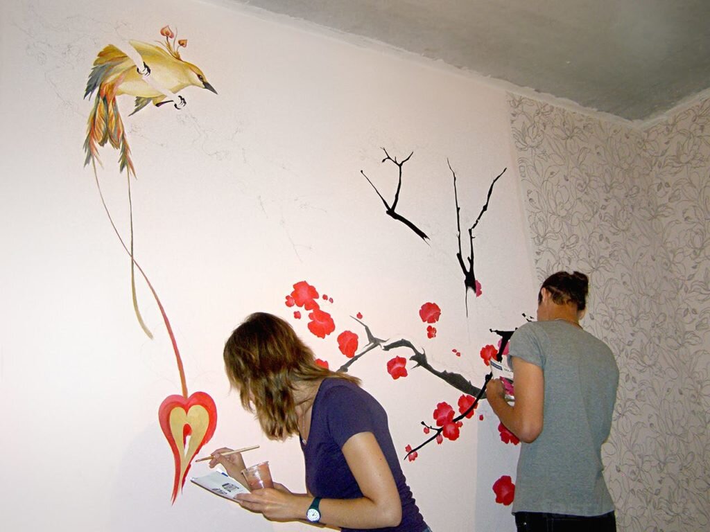 Рисунки на стенах в квартире - 81 фото