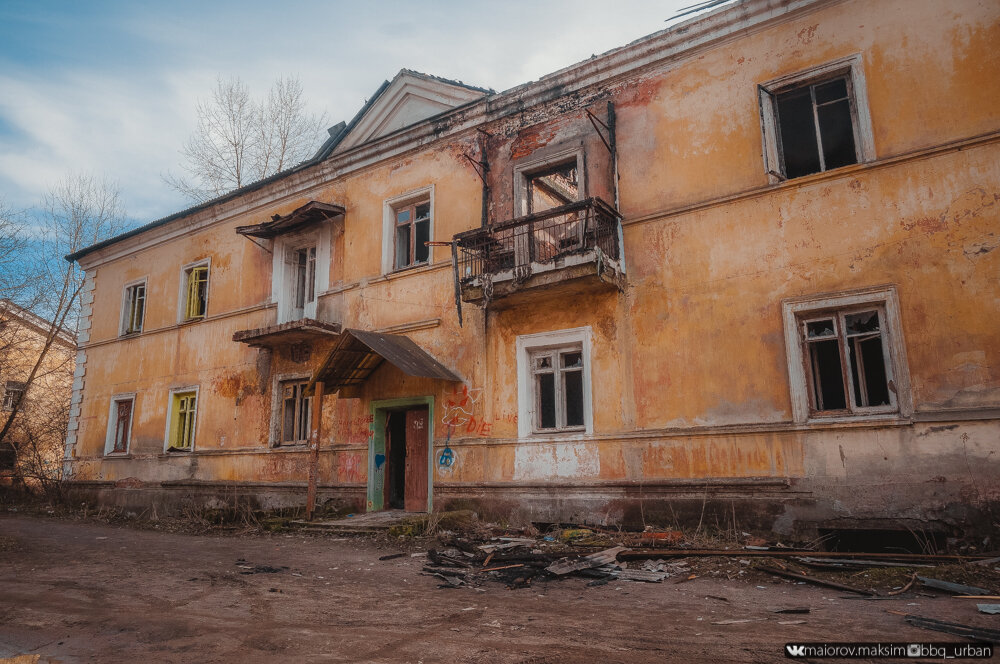 «За мкадом жизни нет» Настоящее «гетто» в девяти километрах от Москвы, где в жуткой нищете живут люди!