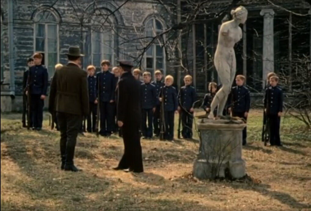 Осиновая Роща в Петербурге : покалеченный парк и полуразрушенная ...