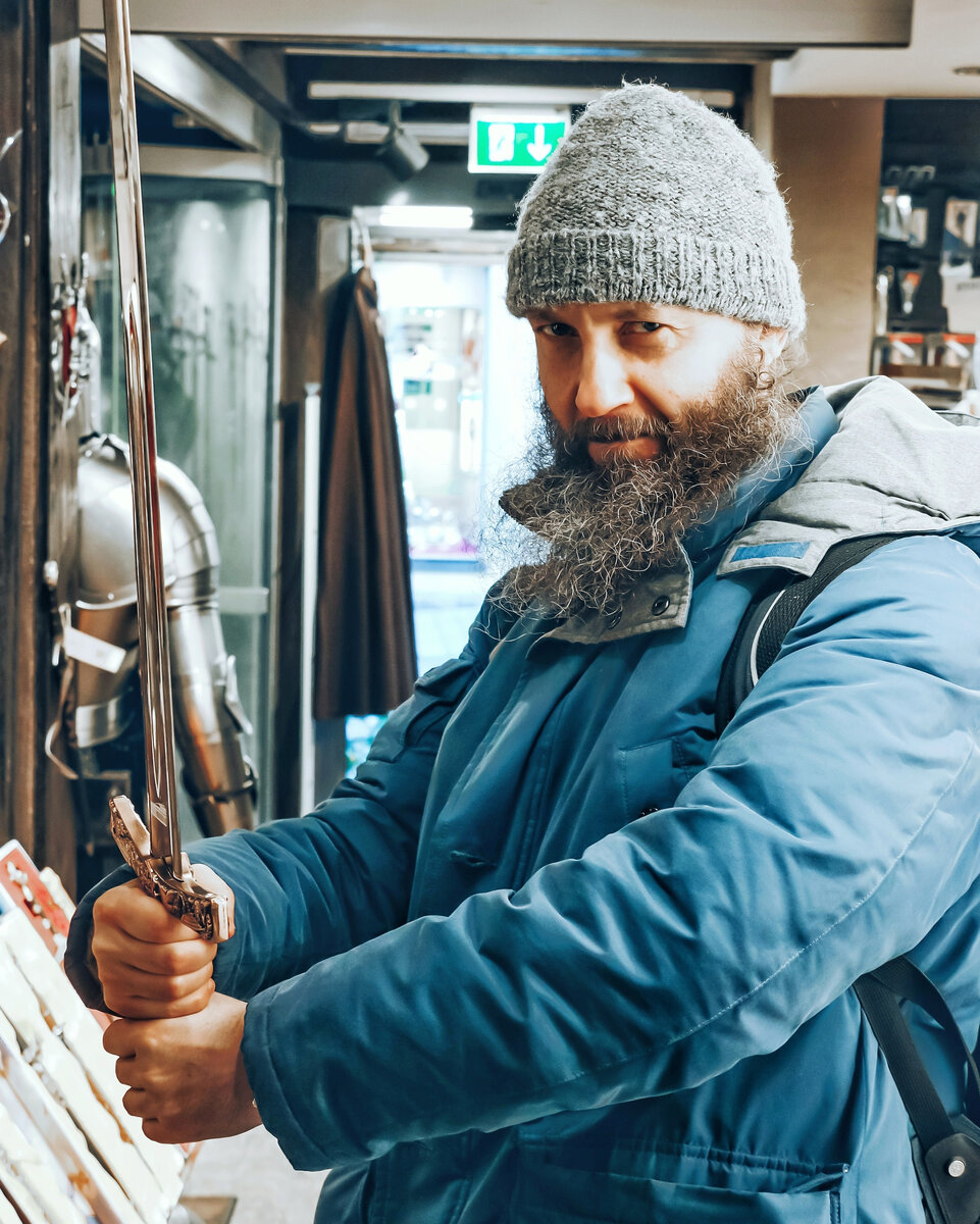Григорий, эзотерический психолог Разумного Человечества на семинаре в Германии  