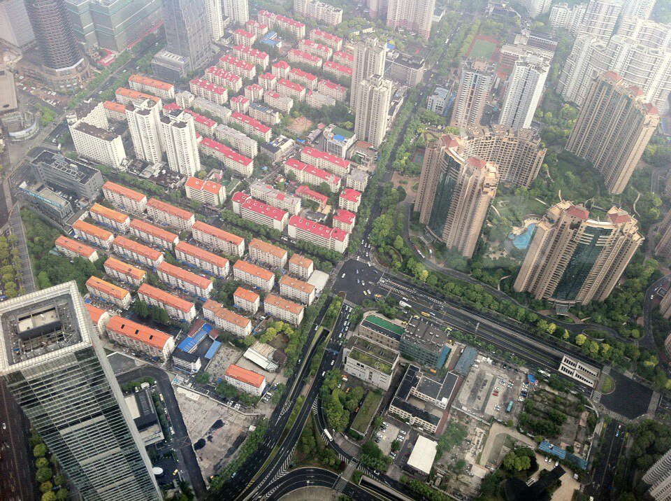 Запечатлел виды Шанхая с высоты птичьего полёта