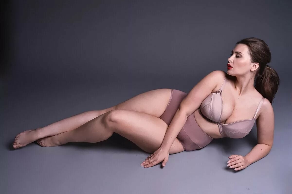 Поза тела фотомодель
