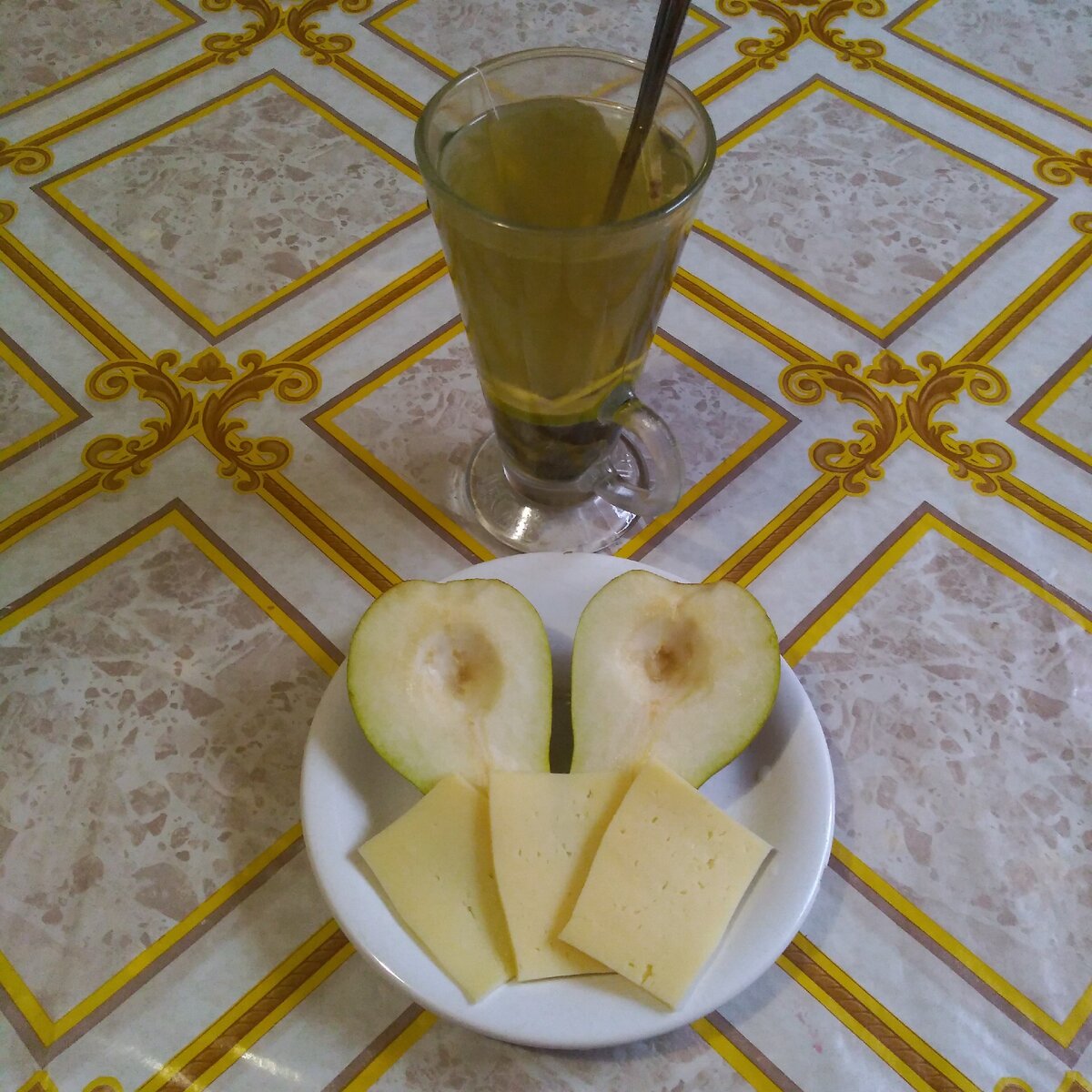 КБЖУ: 159/7,0/8,2/14,3