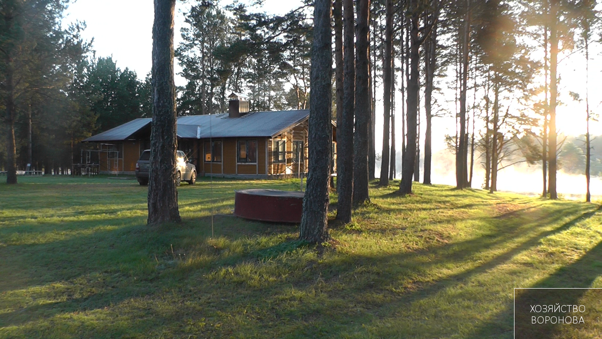 Домик с другой стороны. Вход 