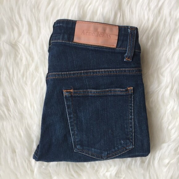 Подборка джинсовых брендов: Hilfiger Denim, Acne jeans, Robin Jeans, FarWest, Delfin