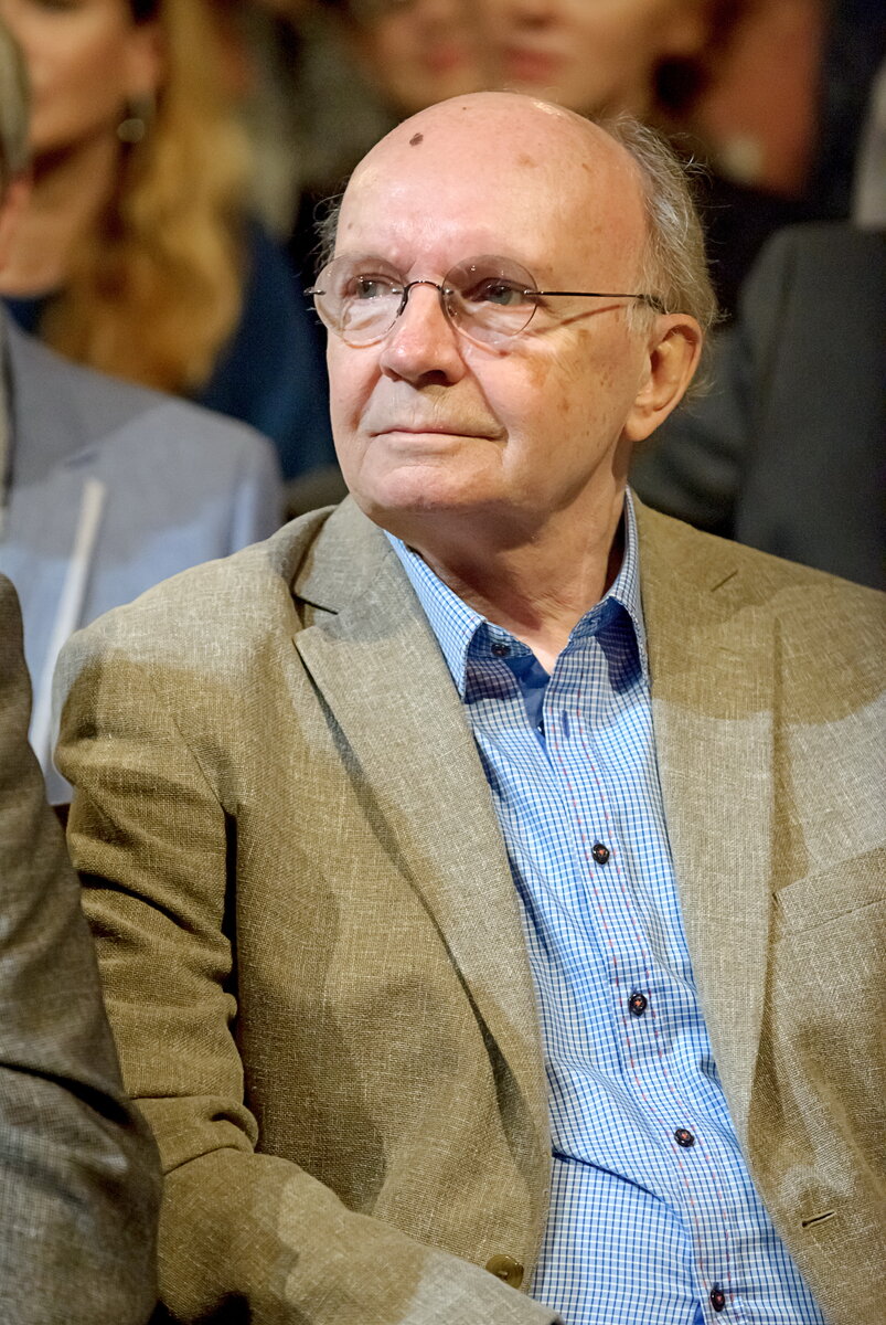 Андрей Мягков