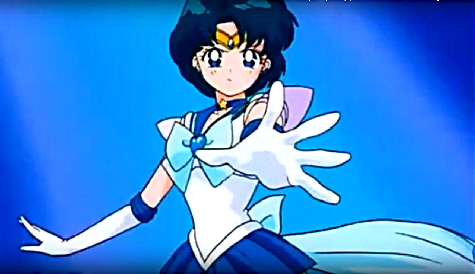 Сейлор Меркури по разному называет себя во время представления противникам. «Солдат мудрости», «воин воды и знаний», «воин любви и экзаменов», «воин справедливости и мудрости»