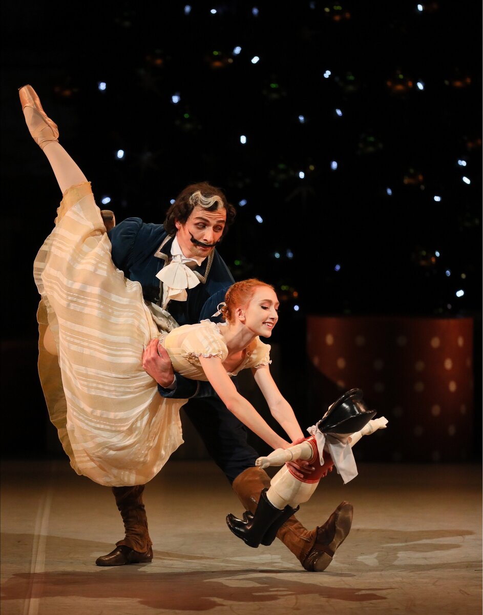 "Щелкунчик" в постановке Начо Дуато. Фото @stas_levshin