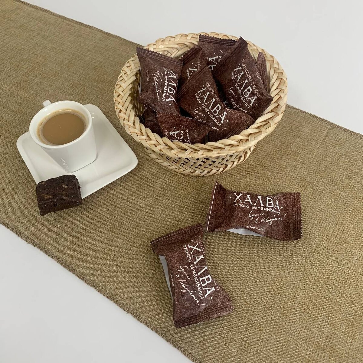 36 рублей - 100 грамм  Халвинок с какао от фабрики натуральных сладостей Кирилла Козлова 