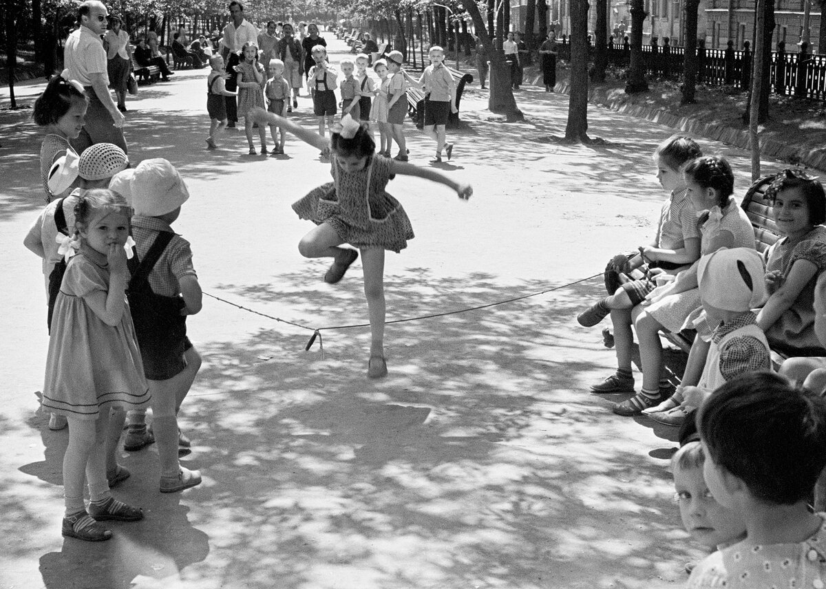 Игры детей 90 х годов на улице фото и названия