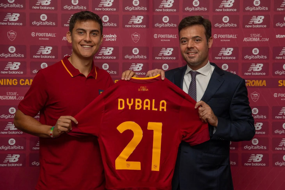 Пауло Дибала - новый 21 номер "Ромы". Фото: turkmenportal.com