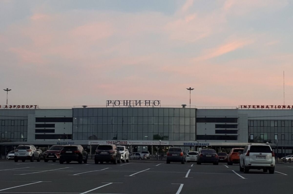    В тюменском аэропорту Рощино почти на 9 часов отложили рейс в Сочи