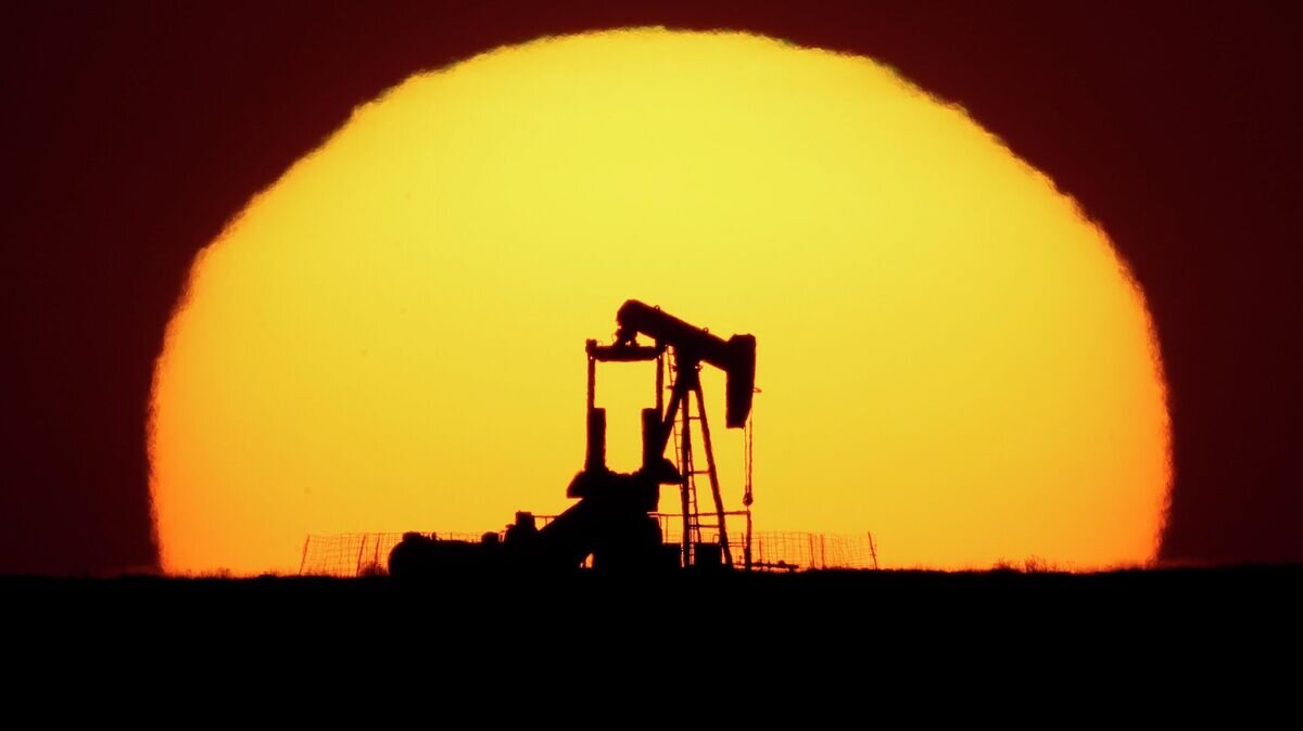    Нефтяная насосная станция© AP Photo / Charlie Riedel