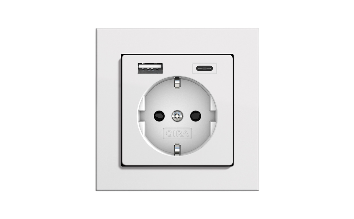 Мультирозетка: силовая, USB A и C