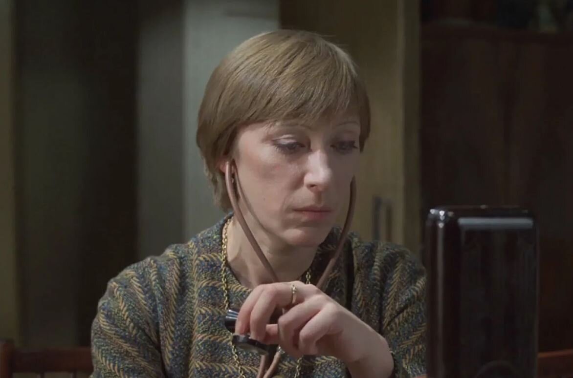  Кадр из фильма "Экипаж". Екатерина Васильева в роли Анны, жены Тимченко