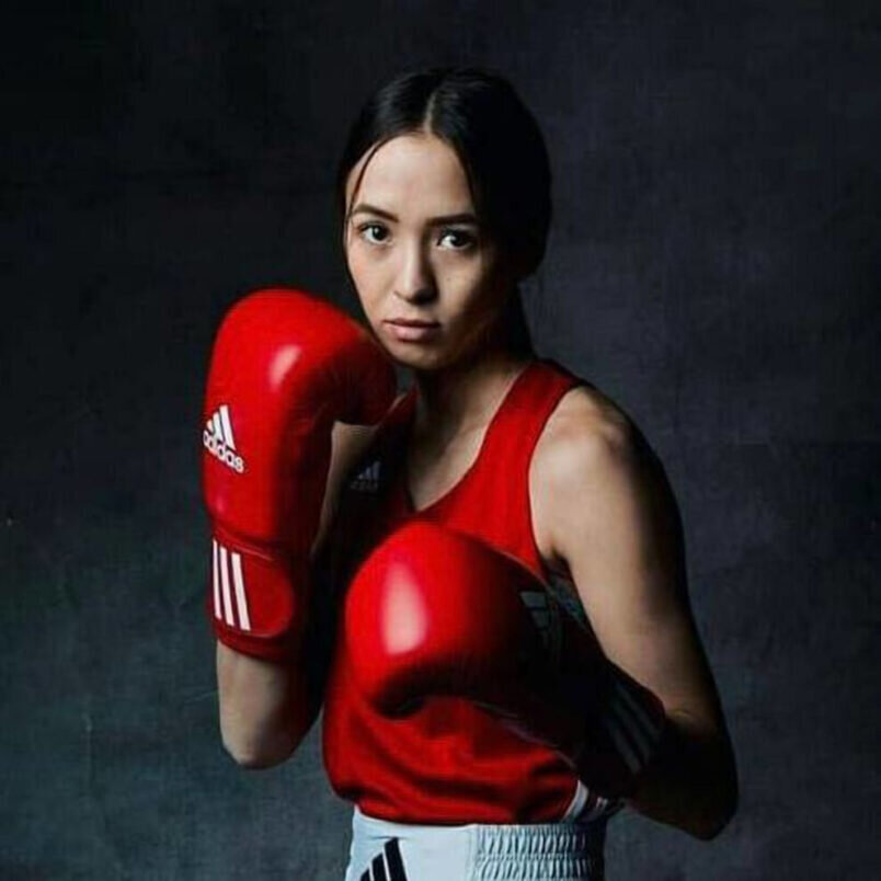    Новоуренгойская спортсменка завоевала серебряную медаль на чемпионате России по боксу среди женщин