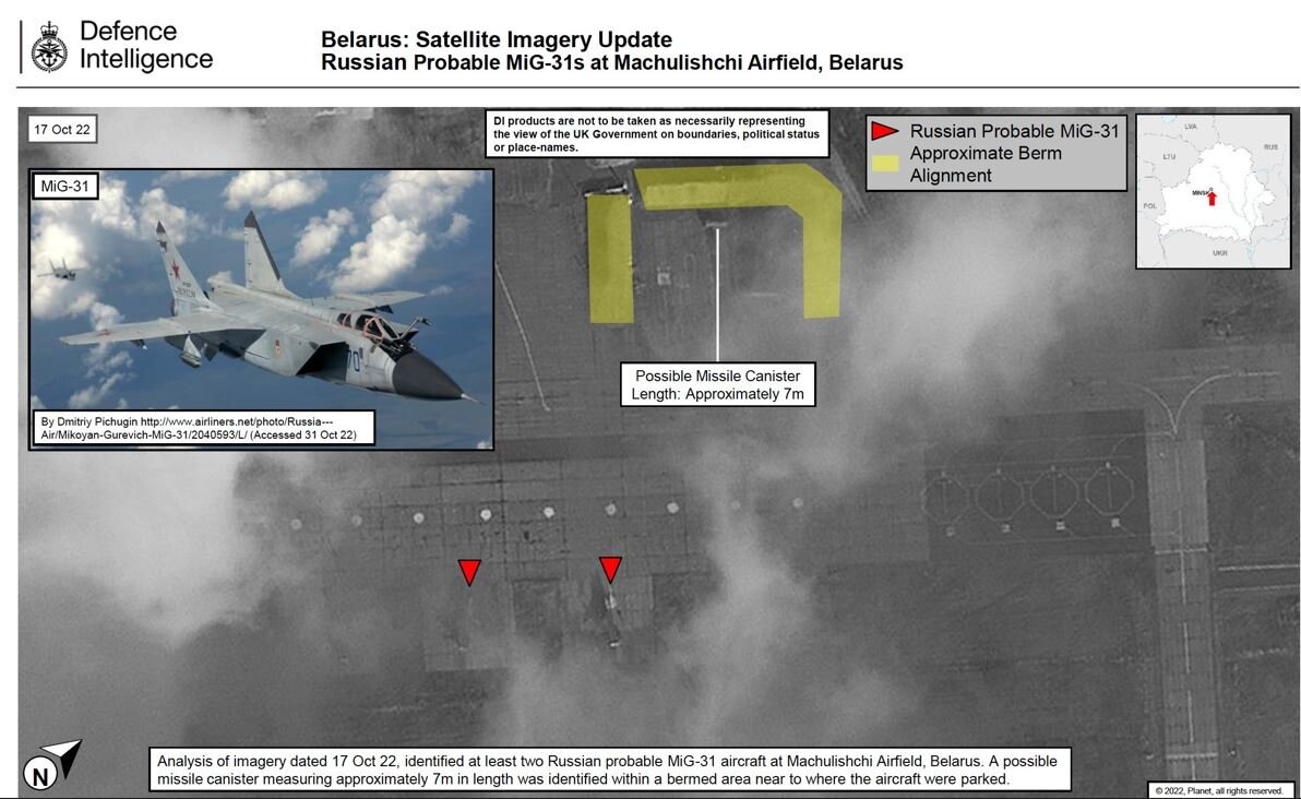На изображении, опубликованном Министерством обороны Великобритании, видно, что ракета Killjoy была доставлена ​​на белорусский аэродром.Фото: Twitter/@Ministry of Defense