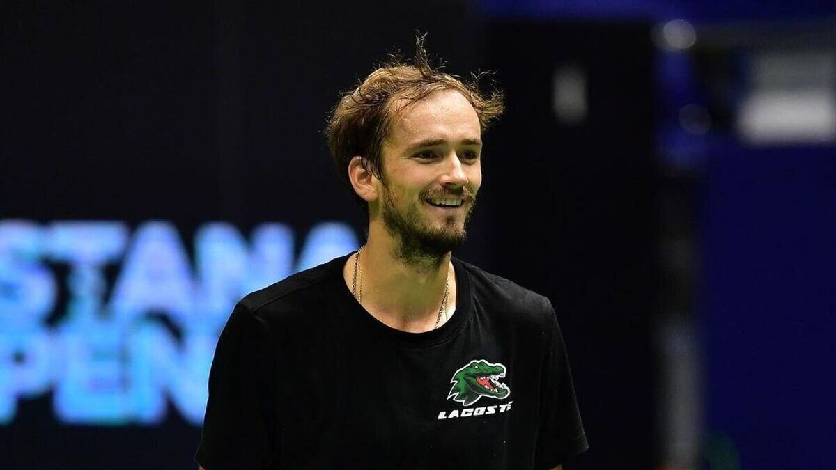    Российский теннисист Даниил Медведев© Meddy Family