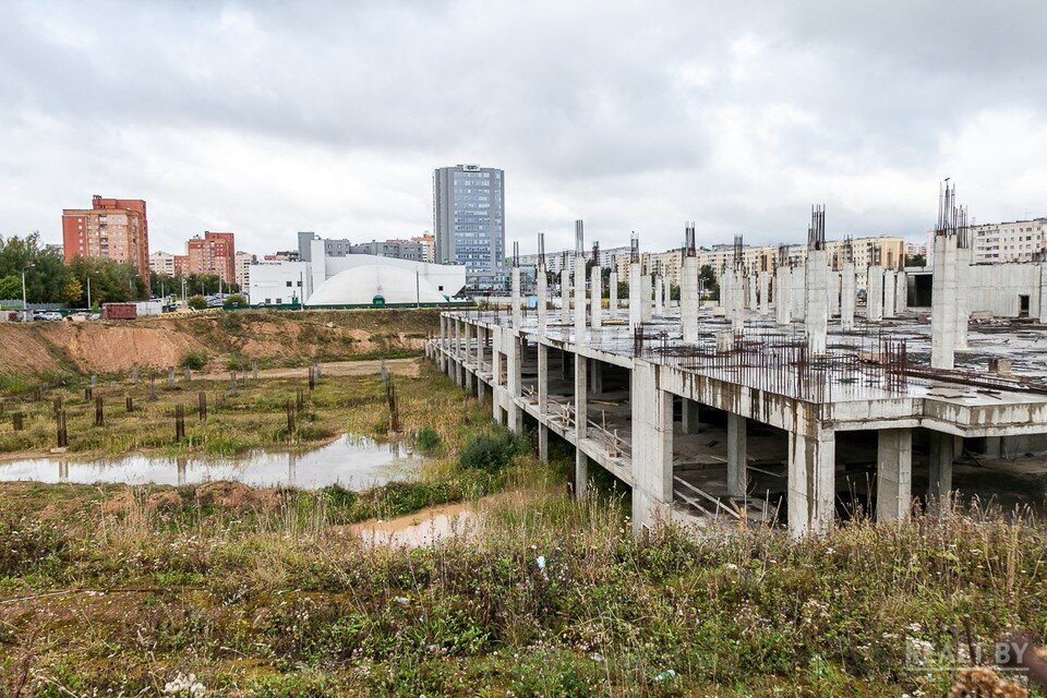     Жилой комплекс построят в Минске на месте законсервированного ТЦ "Гллливер". Фото: realt.by
