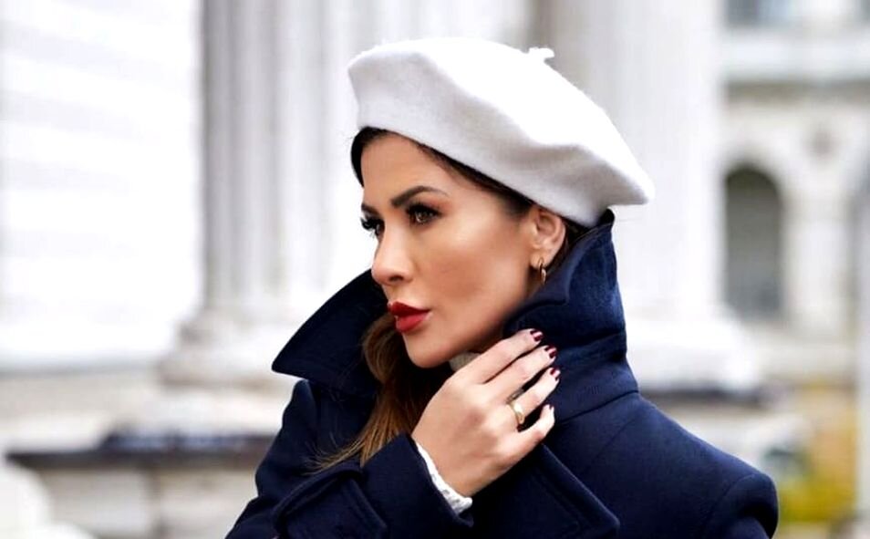Сейчас берет. [Елена Харитонова] [woolloop] шапка "Тopical_hat" (2022). Women's hats 2022. A hat 2022 trend. Idea hats 2022 trends.
