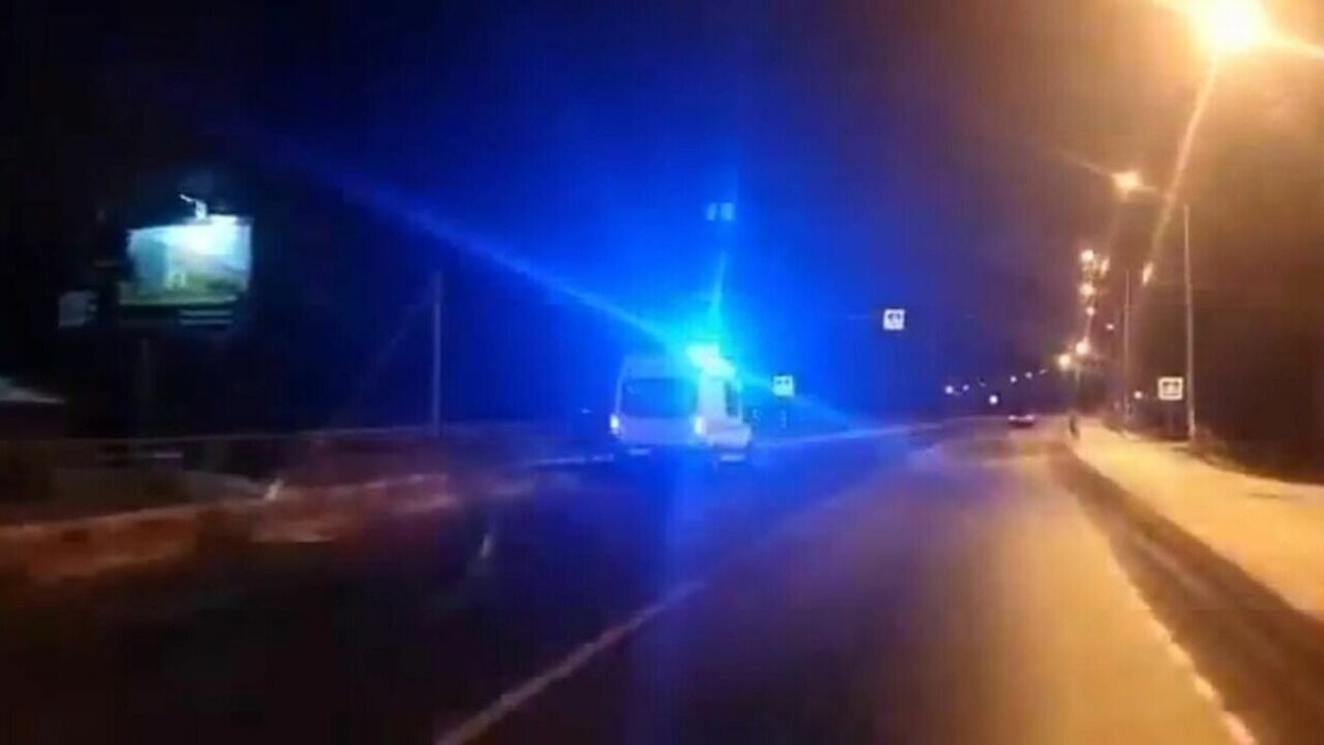    Страшная трагедия произошла недалеко от Петрозаводска. В сети появились жуткие кадры с места ДТП.
