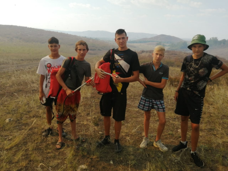    В Кувандыкском округе наградили школьников, тушивших природных пожар Елена Шкатова