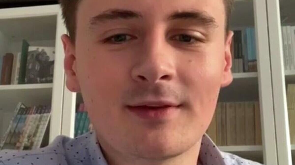    Степан Путило в эфире NEXTA© Фото : Instagram-аккаунт nexta_tv