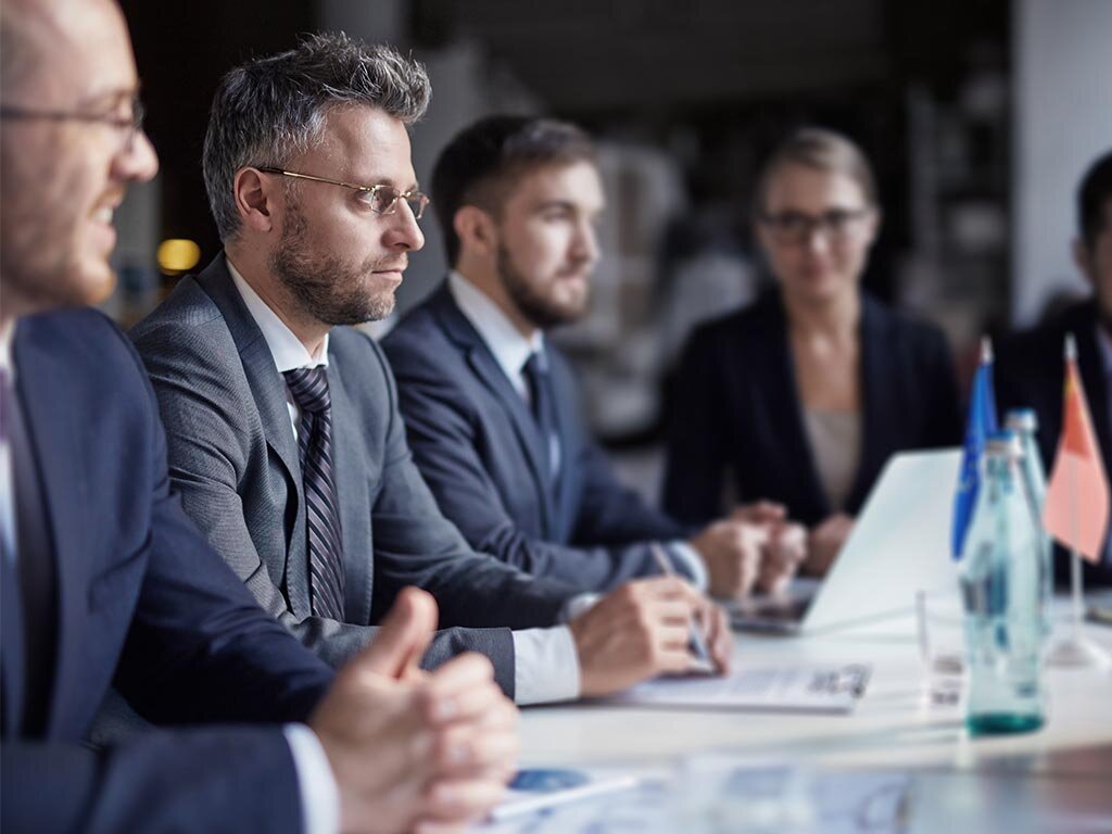 адвокат работает картинки для оформления. коллегия адвокатов рт. помощник юриста. адвокатский кабинет. адвокаты вошли.