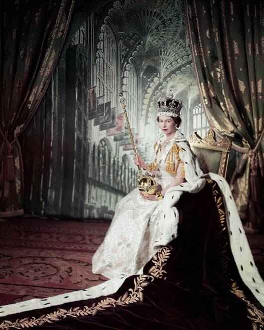 Секреты коронационного платья Елизаветы II