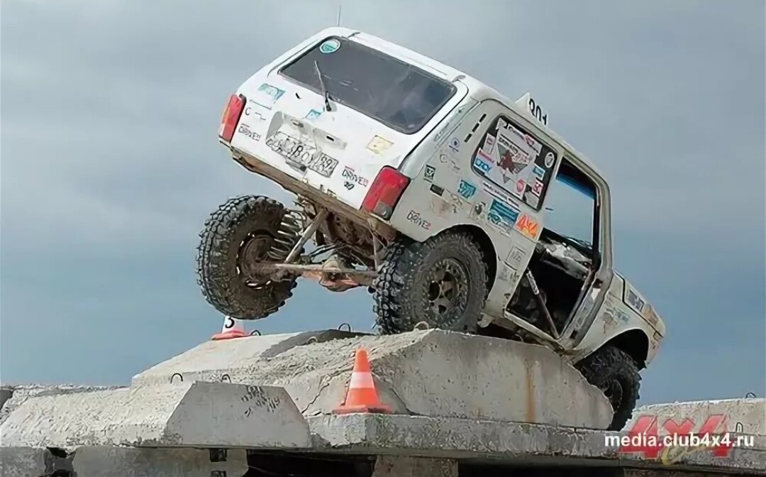 А образный рычаг-отвязка задней подвески Chevrolet Niva / Нива / ВАЗ 