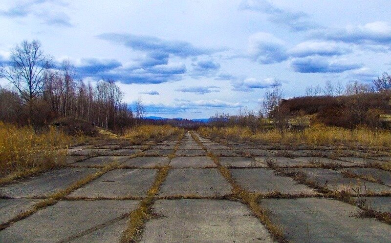 Заброшенный военный аэродром 