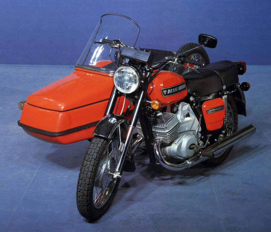 Мотоцикл Иж-Юпитер 5 с коляской. Источник фото: https://naavtotrasse.ru