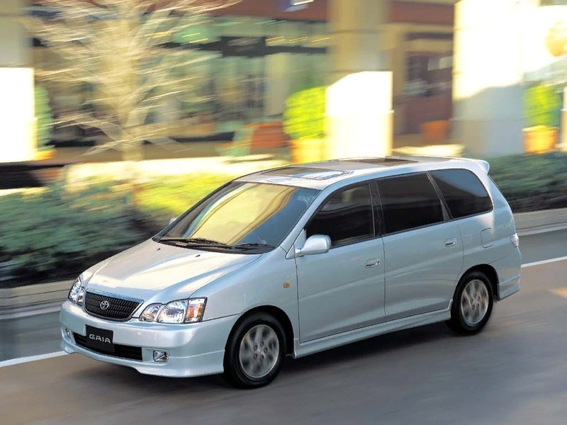 Toyota Gaia. Фотография взята с сервиса Яндекс Картинки. 