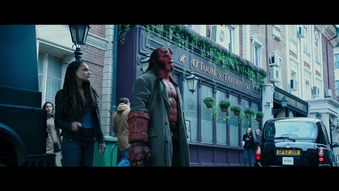 Кадр из фильма "Хеллбой"