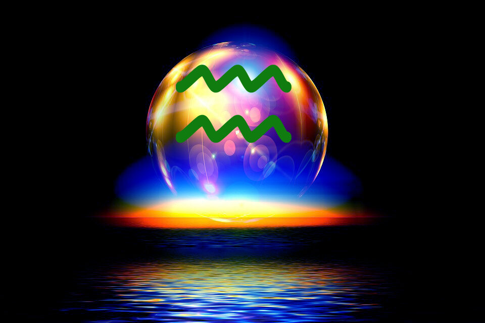 Гороскоп для Водолея с 3-9 февраля. Магический шар и знак зодиака Водолей.