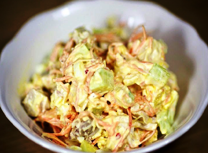 Вкусный салат с корейской морковкой - можно кушать каждый день 