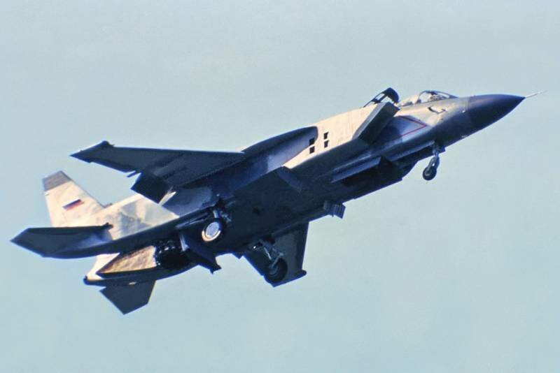 Як-141
