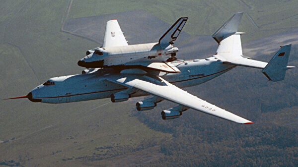 МРИЯ АН-225 с Бураном на борту