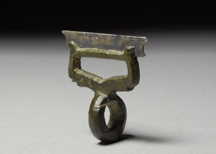 Бронзовая бритва