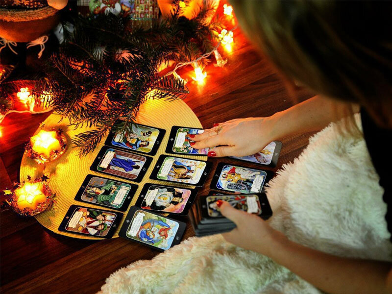 Гадание на картах Таро - Что он думает обо мне?
