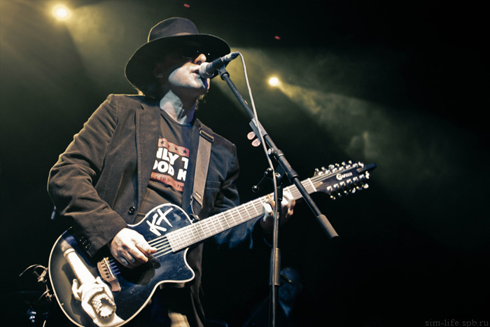 солист группы крематорий. армен гаспарян крематорий. армен сергеевич григорян. солист группы крематорий. солист группы крематорий.