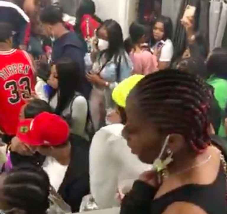 «Пир во время чумы»: любители пива бросают вызов коронавирусному карантину