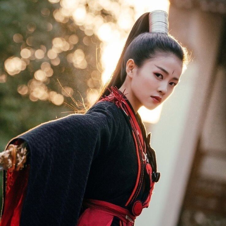 Бай Лу в роли Лу Чжао Яо