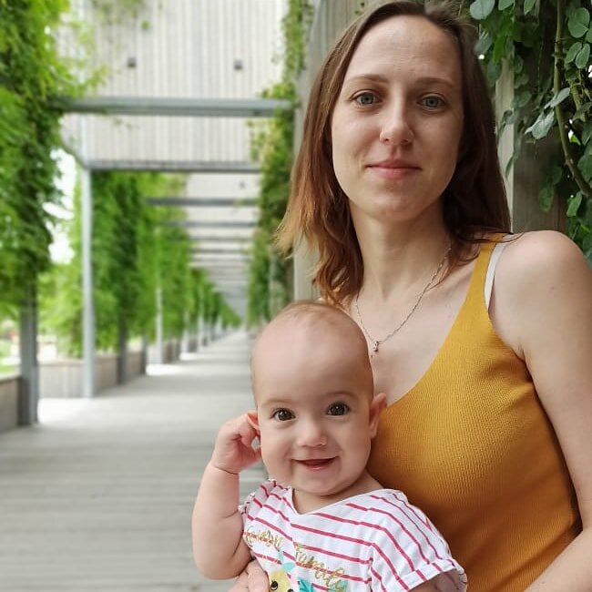 Эта крошка икает очень часто