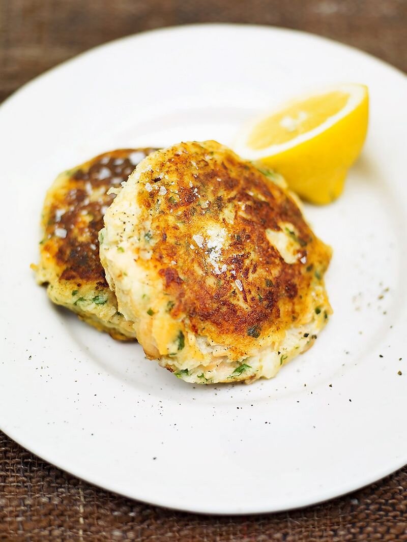 https://www.jamieoliver.com/recipes/fish-recipes/salmon-fishcakes/