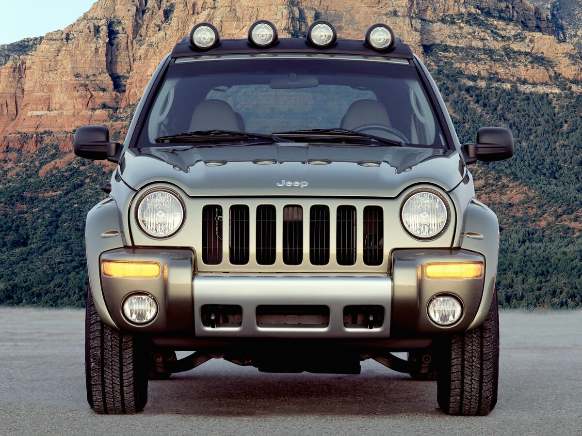 Jeep Liberty Renegade (KJ), 2002–2003 годов выпуска. Фото: jeep.com