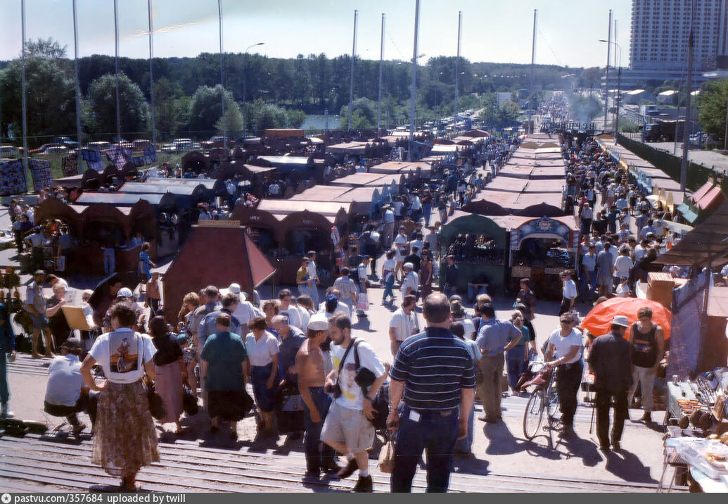 Измайловский рынок "Вернисаж" в конце 80-х