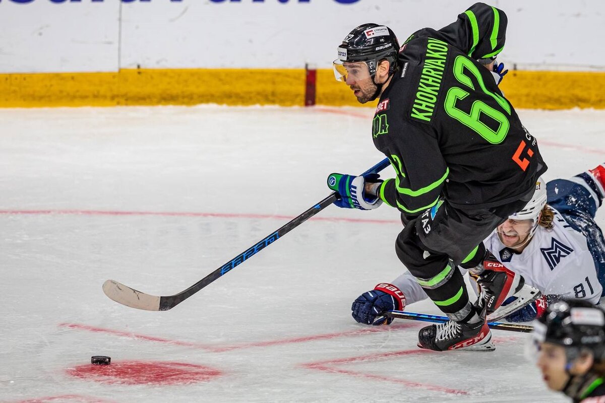 Пётр Хохряков играет С500