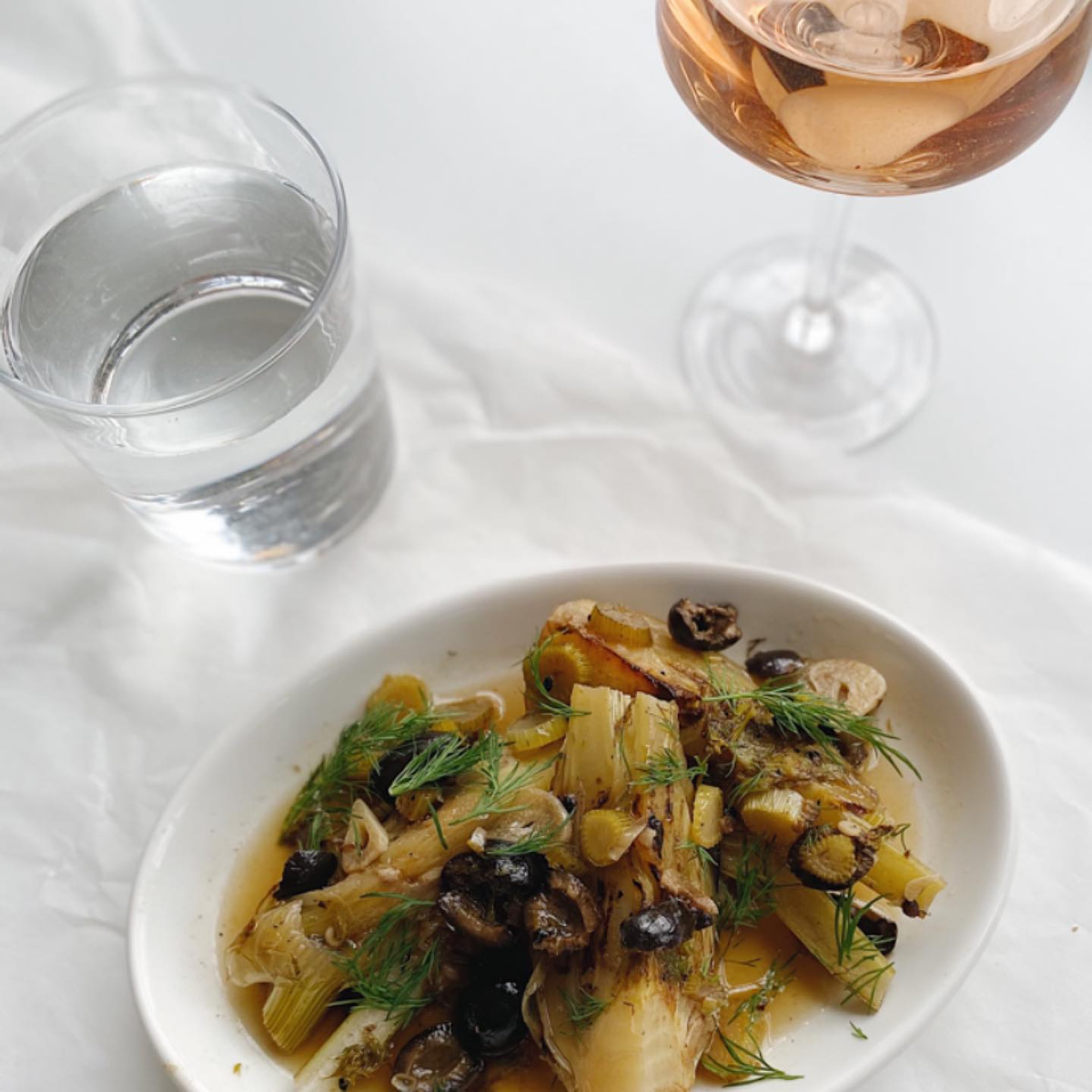 Любая кулинарная фантазия возможна на борту премиального вагона, об