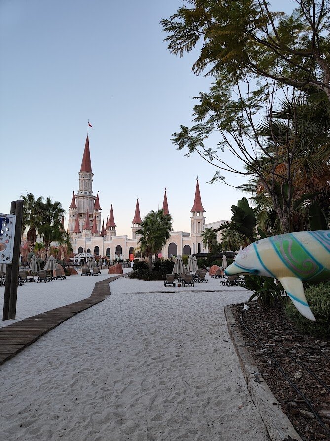 Турецкий "Дисней ленд", хотя про это место вернее будет сказать Маша-ленд